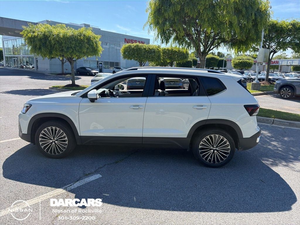 2025 Volkswagen Taos 1.5T SE