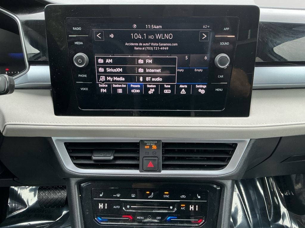 2025 Volkswagen Taos 1.5T SE