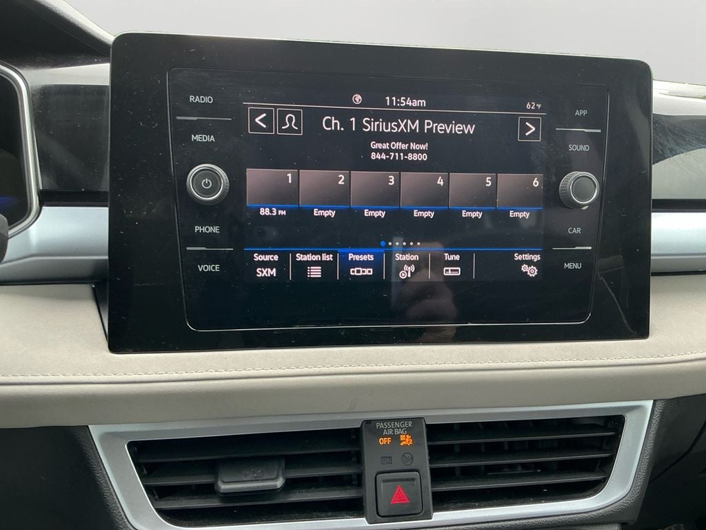 2025 Volkswagen Taos 1.5T SE