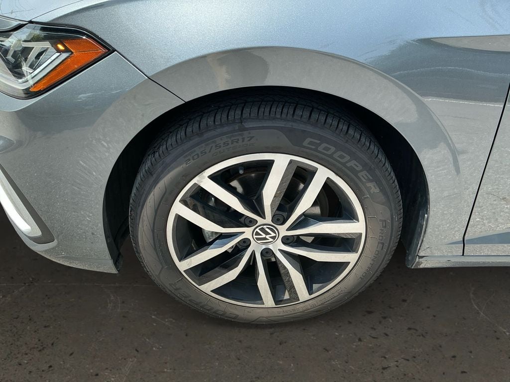 2025 Volkswagen Jetta 1.5T SE