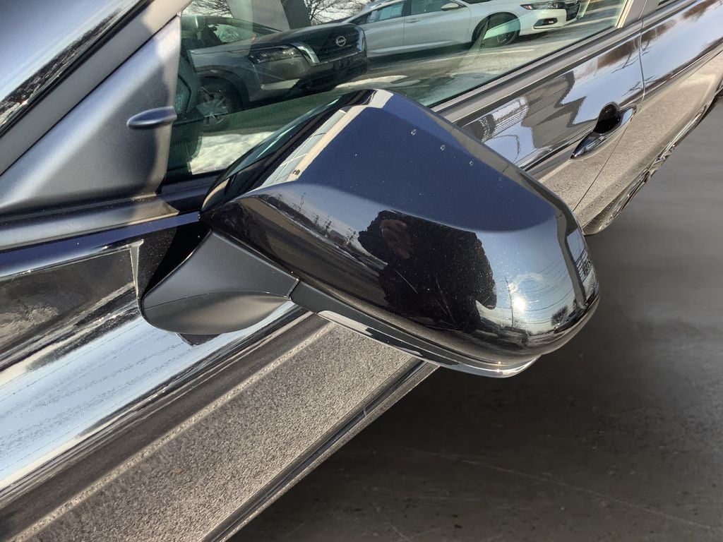 2025 Toyota Camry SE Hybrid