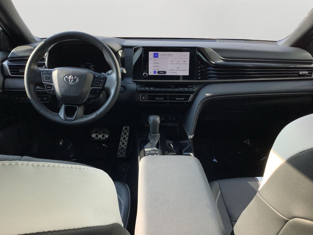 2025 Toyota Camry SE Hybrid