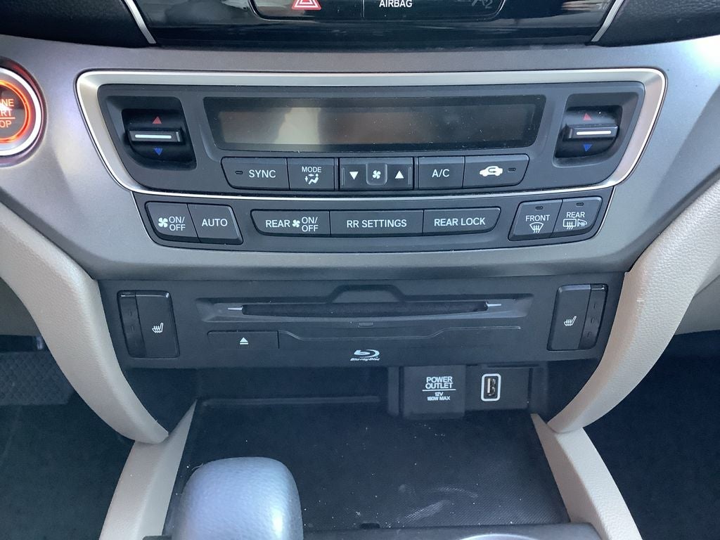 2020 Honda Pilot EX-L w/Navigation and Rear Entertainment System
