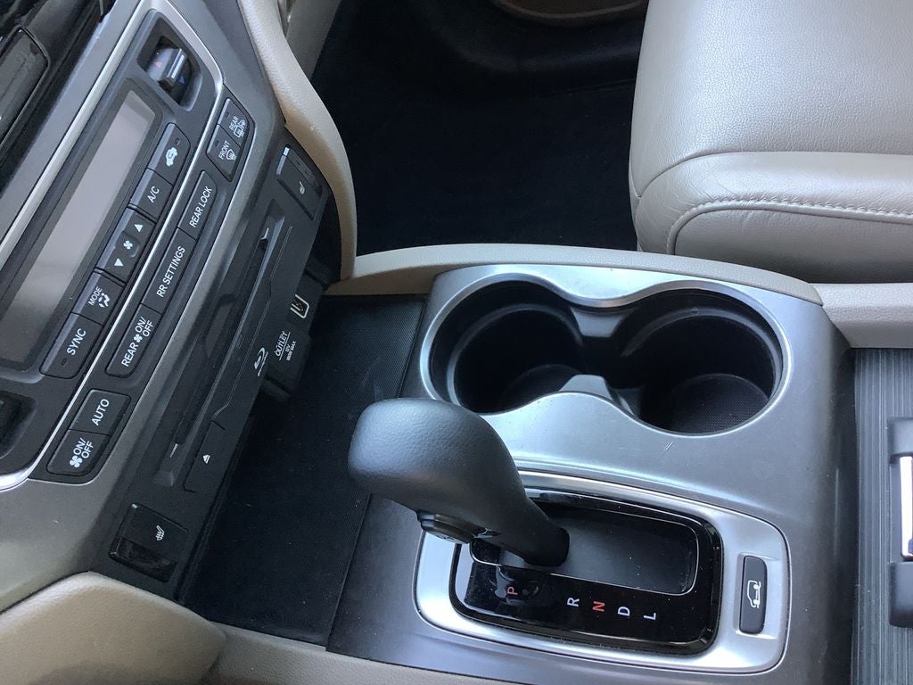 2020 Honda Pilot EX-L w/Navigation and Rear Entertainment System