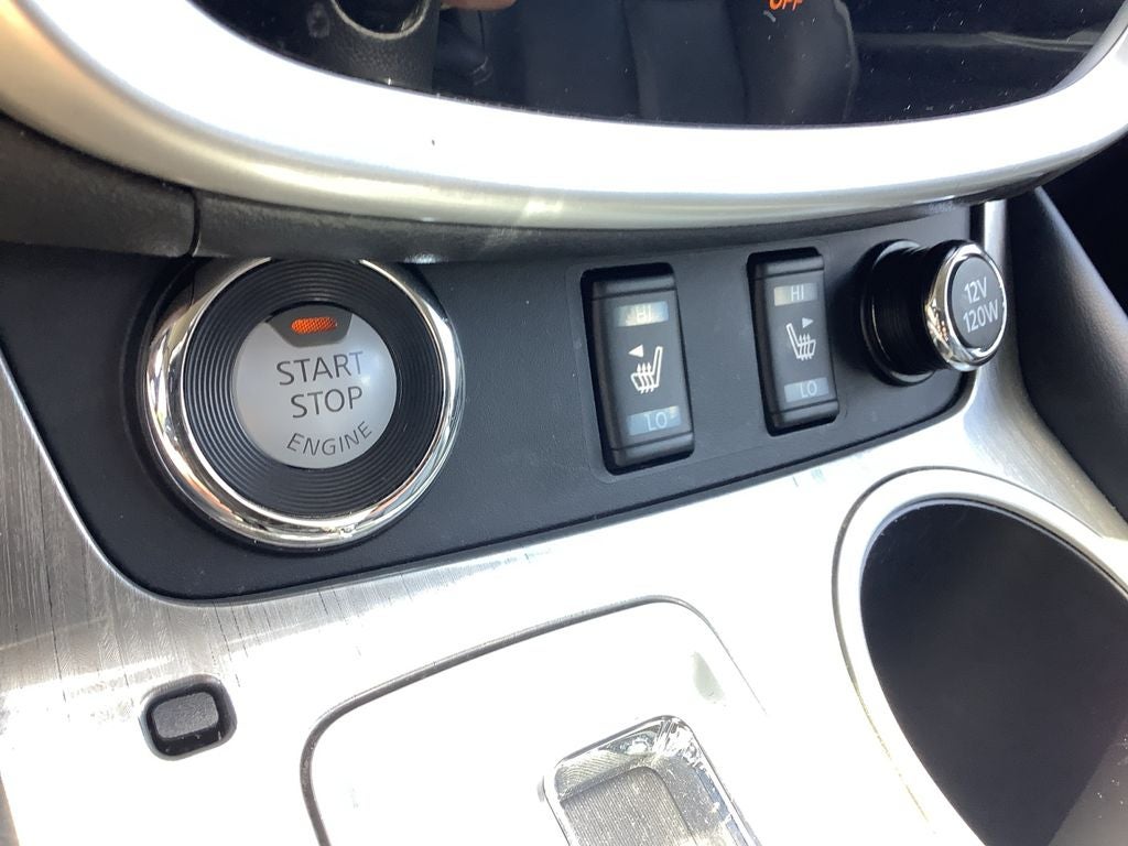 2016 Nissan Murano SL Garage Kept Showroom Car