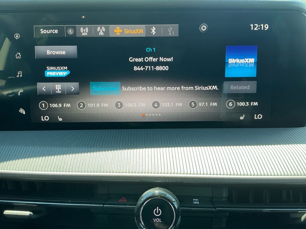 2025 Nissan Murano SV