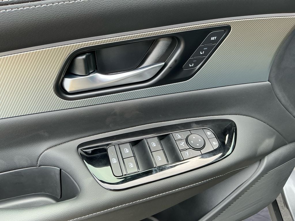 2027 Nissan Murano Platinum