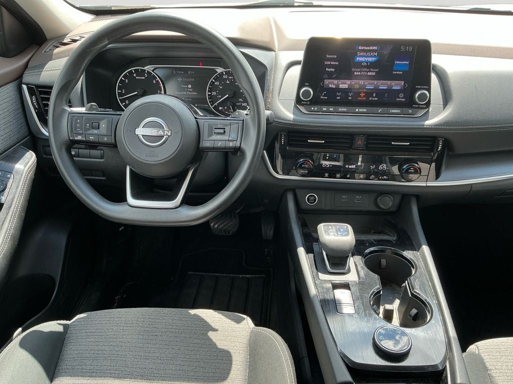 2022 Nissan Rogue SV
