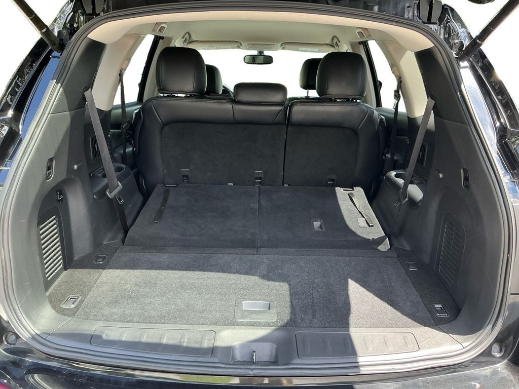 2018 Nissan Pathfinder SL NICE LOW MILES