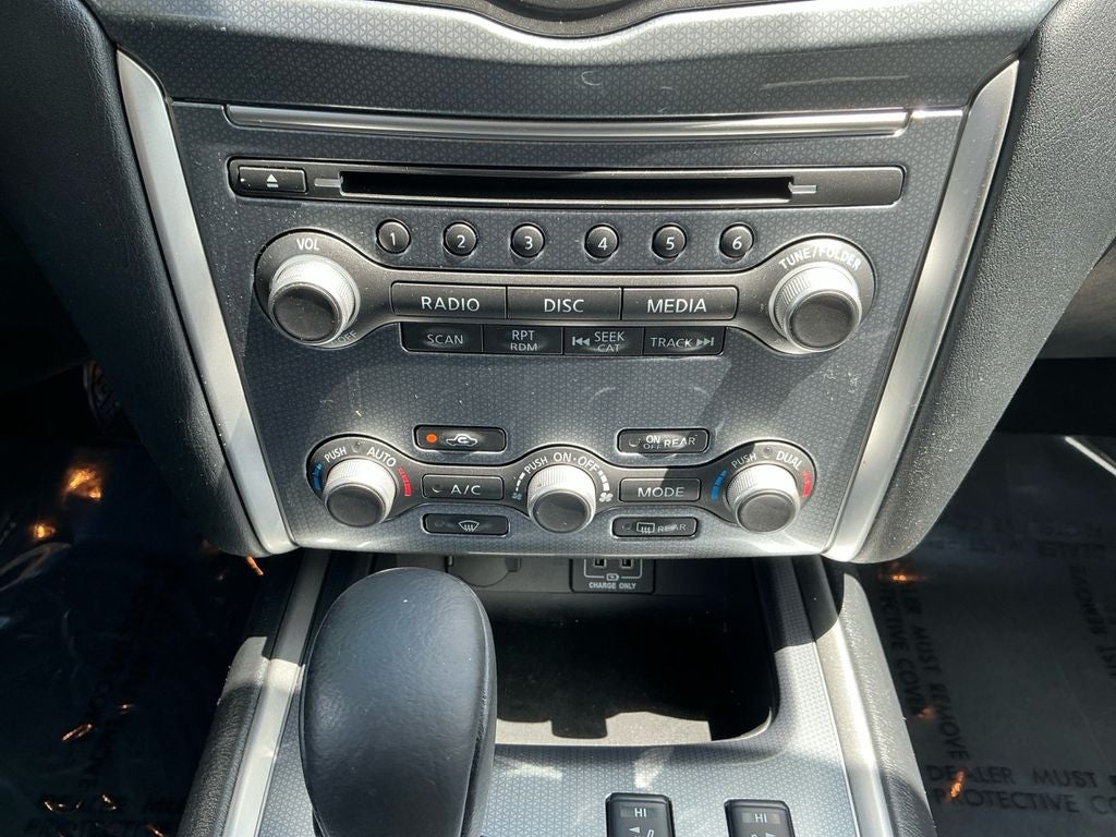 2018 Nissan Pathfinder SL NICE LOW MILES