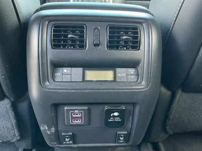 2018 Nissan Pathfinder SL NICE LOW MILES