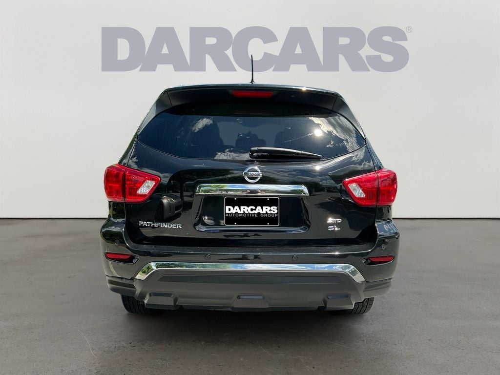 2018 Nissan Pathfinder SL NICE LOW MILES