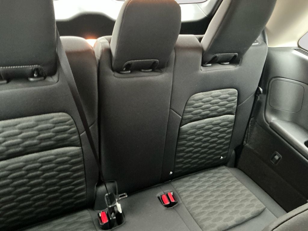 2024 Nissan Pathfinder S