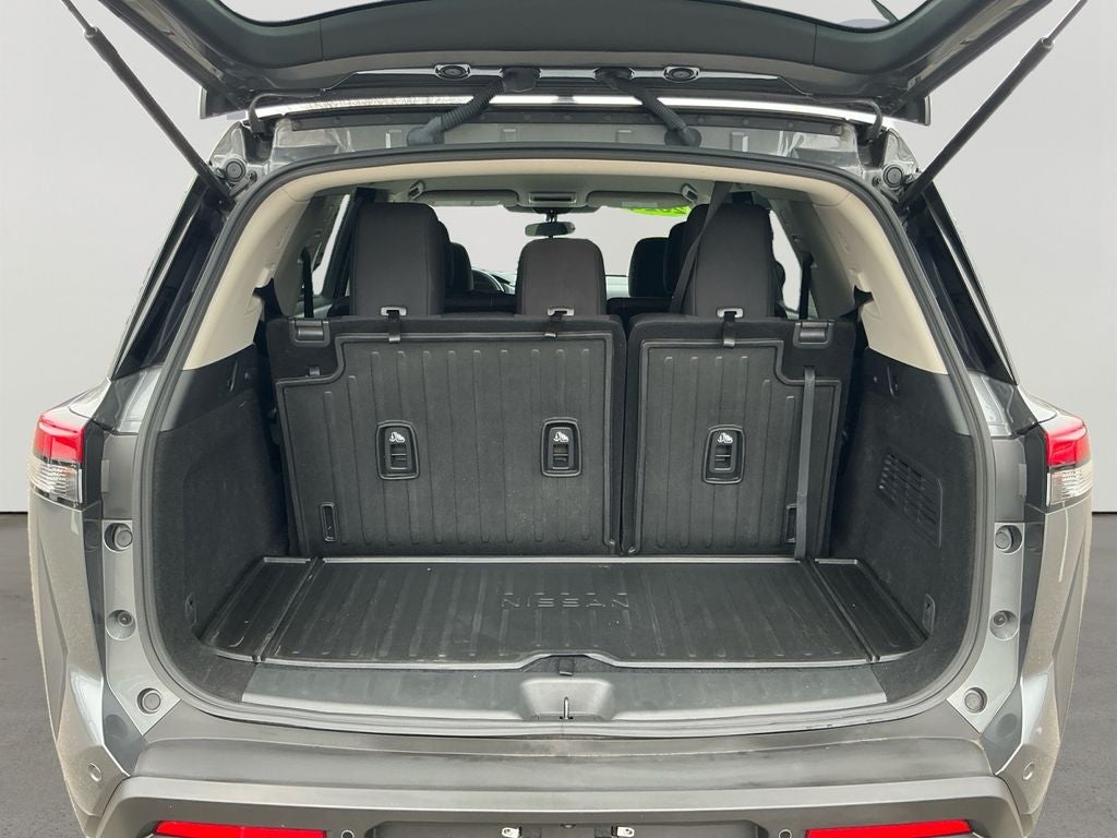 2024 Nissan Pathfinder S