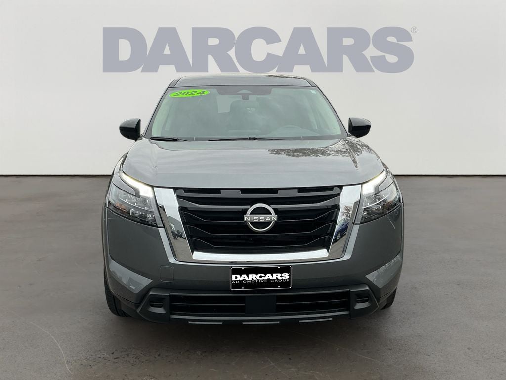 2024 Nissan Pathfinder S