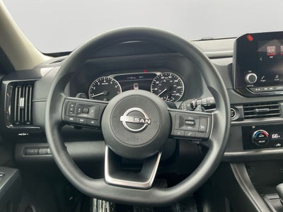 2024 Nissan Pathfinder S