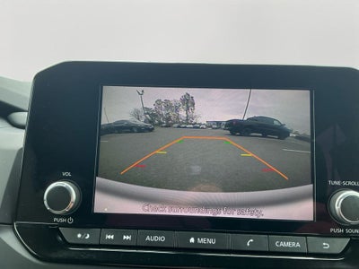 2024 Nissan Pathfinder S