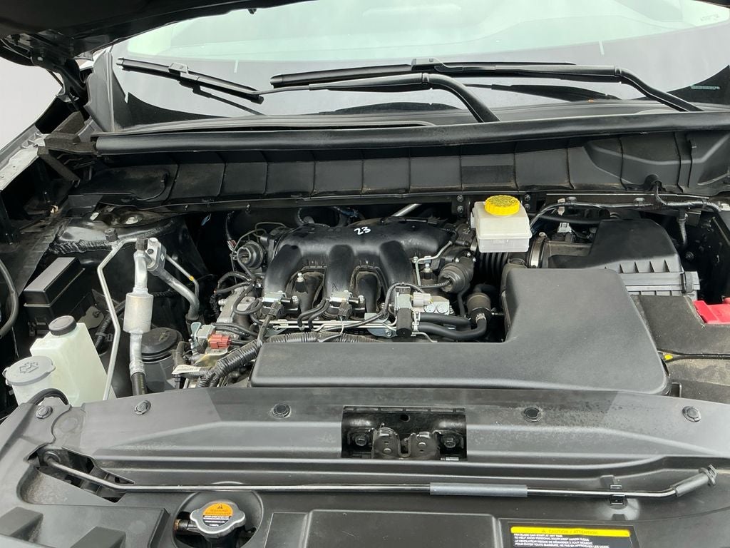 2024 Nissan Pathfinder S