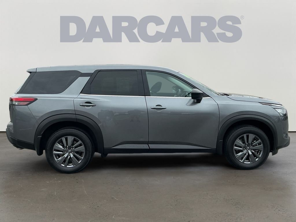 2024 Nissan Pathfinder S