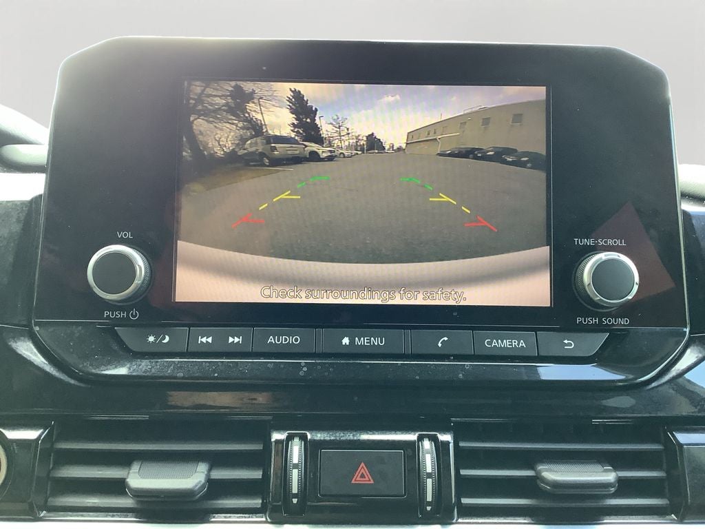 2022 Nissan Pathfinder SV Low Mileage