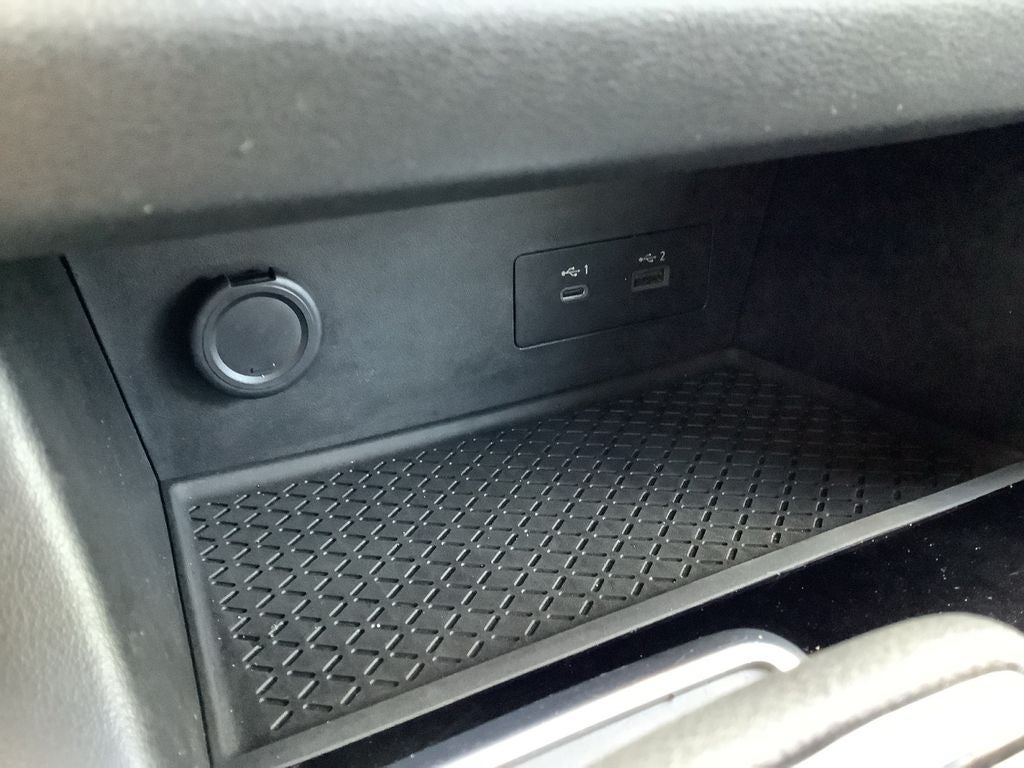 2022 Nissan Pathfinder SV Low Mileage