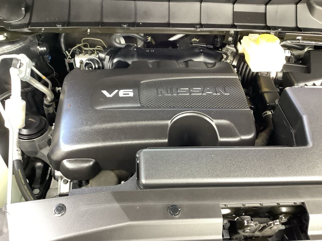 2022 Nissan Pathfinder SV Low Mileage