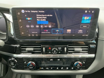 2026 Nissan Pathfinder SV