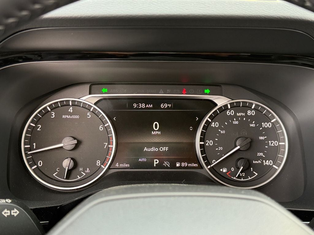 2026 Nissan Pathfinder SV