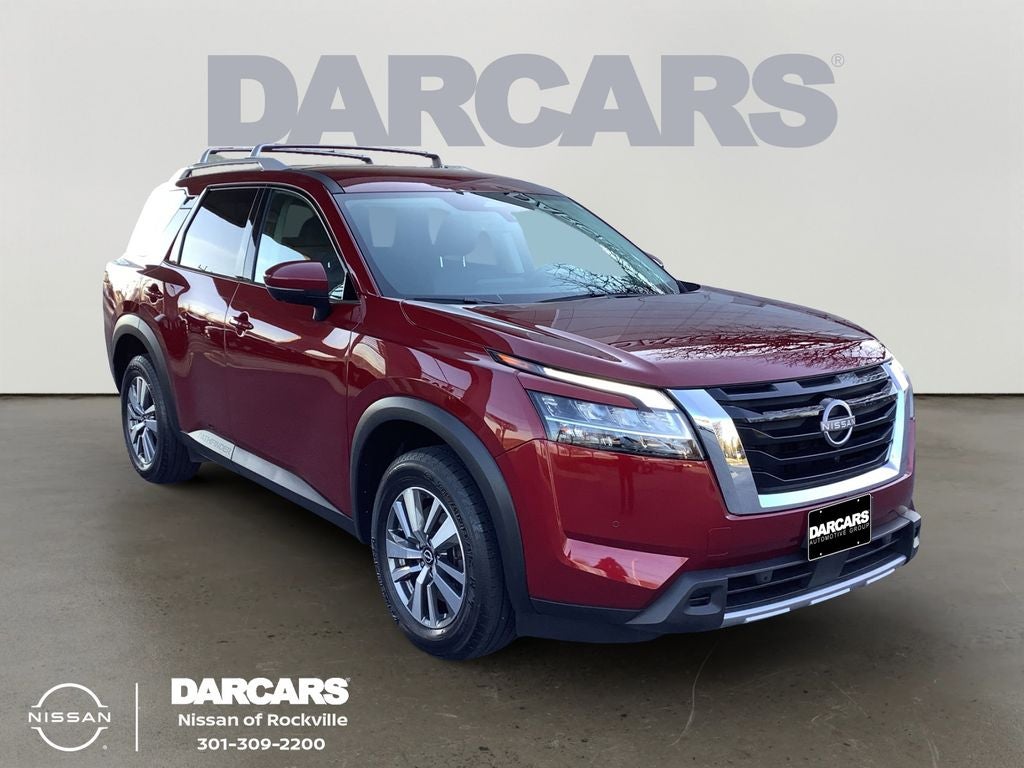 2023 Nissan Pathfinder SL