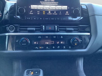 2023 Nissan Pathfinder SL