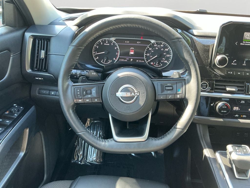 2022 Nissan Pathfinder SL