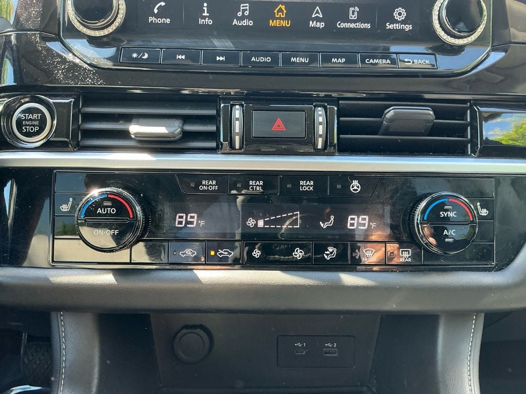 2022 Nissan Pathfinder SL