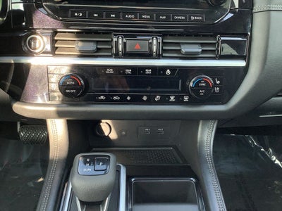 2024 Nissan Pathfinder Platinum