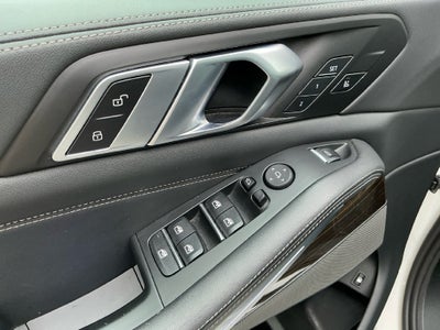 2025 BMW X5 xDrive50e