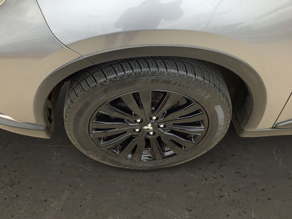 2020 Mitsubishi Outlander ES