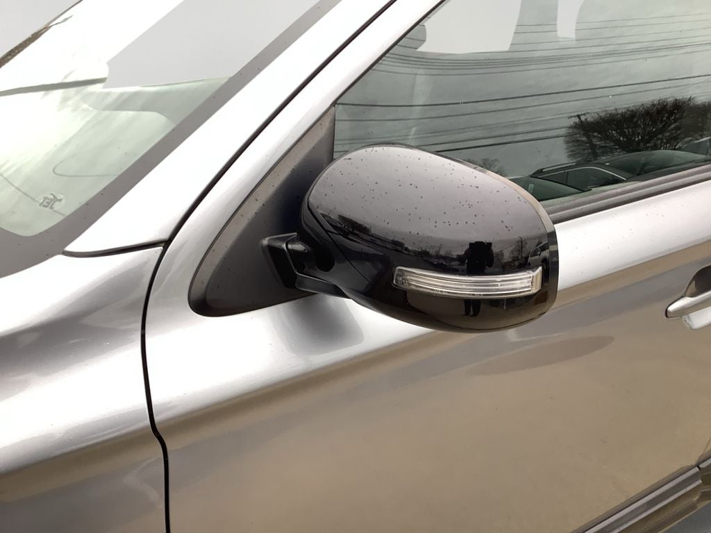 2020 Mitsubishi Outlander ES