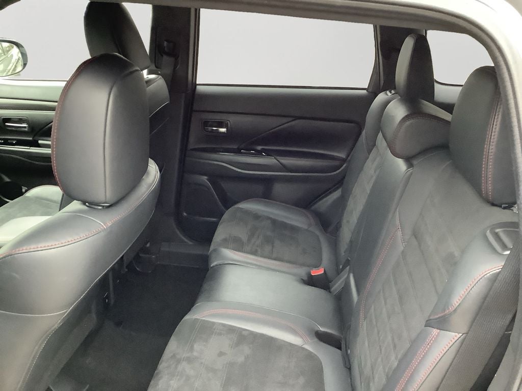 2020 Mitsubishi Outlander ES