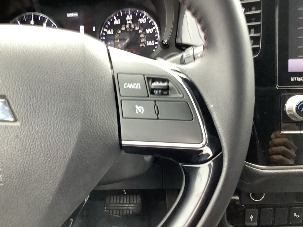 2020 Mitsubishi Outlander ES