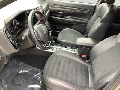 2020 Mitsubishi Outlander ES