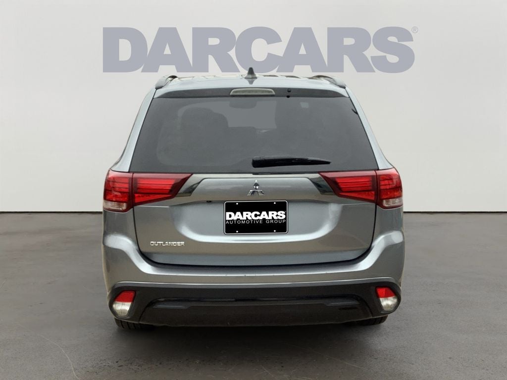 2020 Mitsubishi Outlander ES