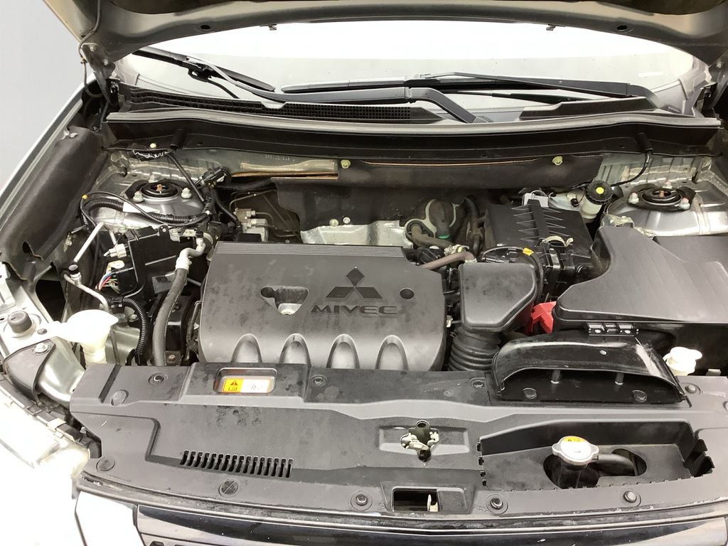 2020 Mitsubishi Outlander ES