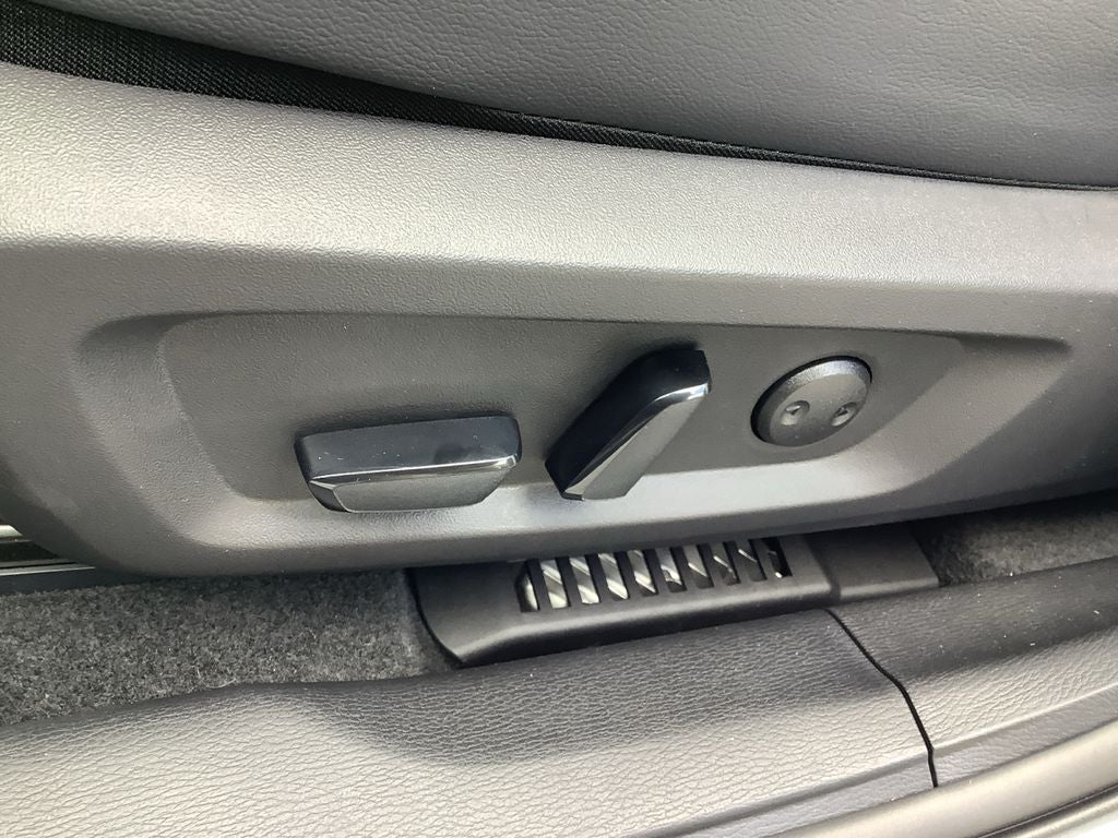 2026 Nissan Rogue Plug-In Hybrid Platinum