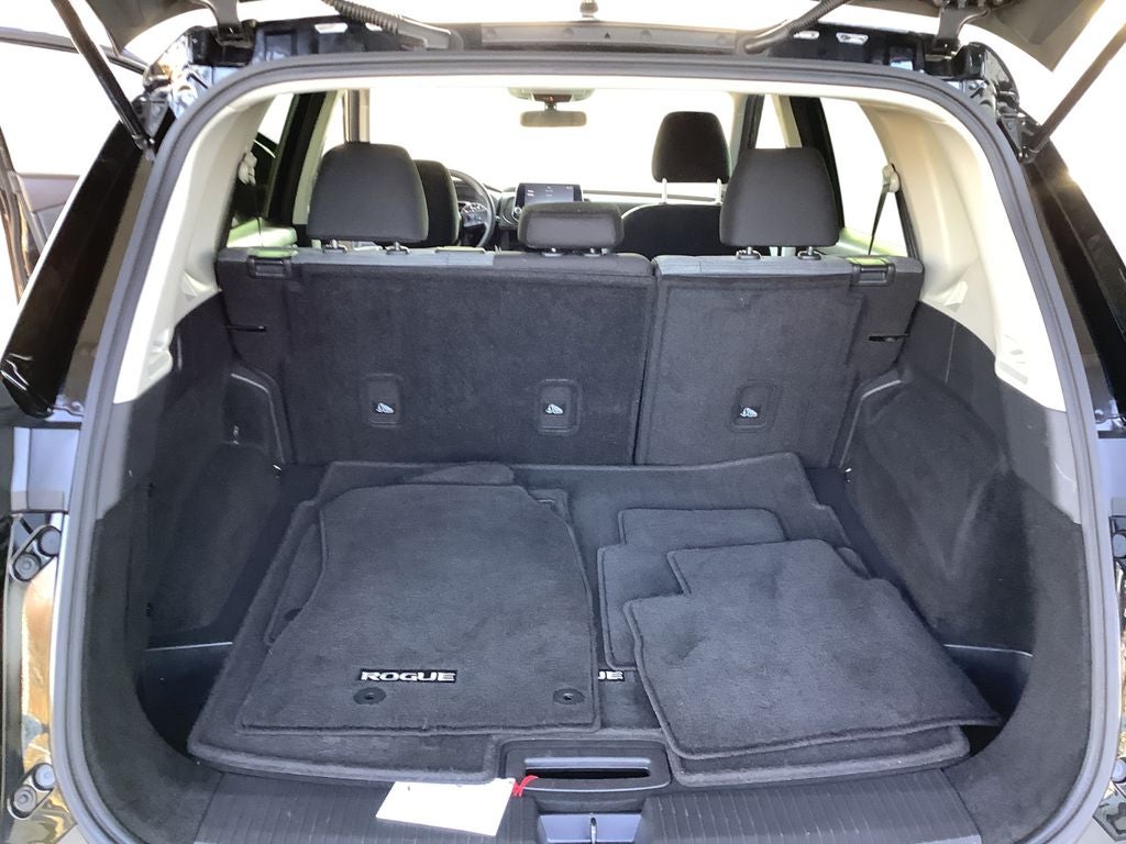 2023 Nissan Rogue SV Low Mileage