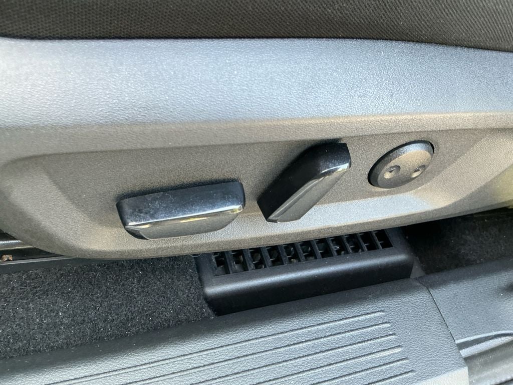 2023 Nissan Rogue SV Great Value