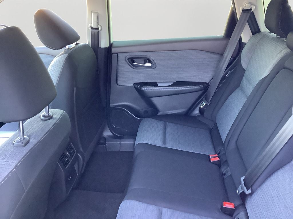 2023 Nissan Rogue SV Low Mileage