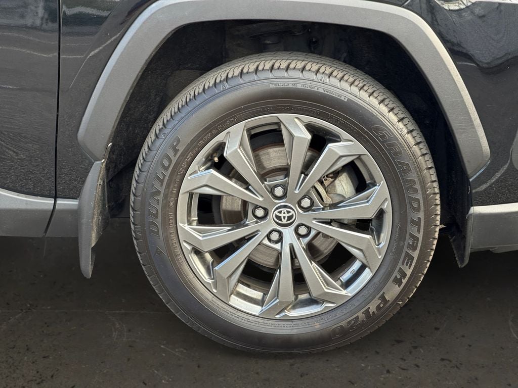 2023 Toyota RAV4 Hybrid XLE Premium