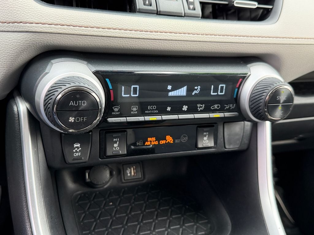 2023 Toyota RAV4 Hybrid XLE Premium