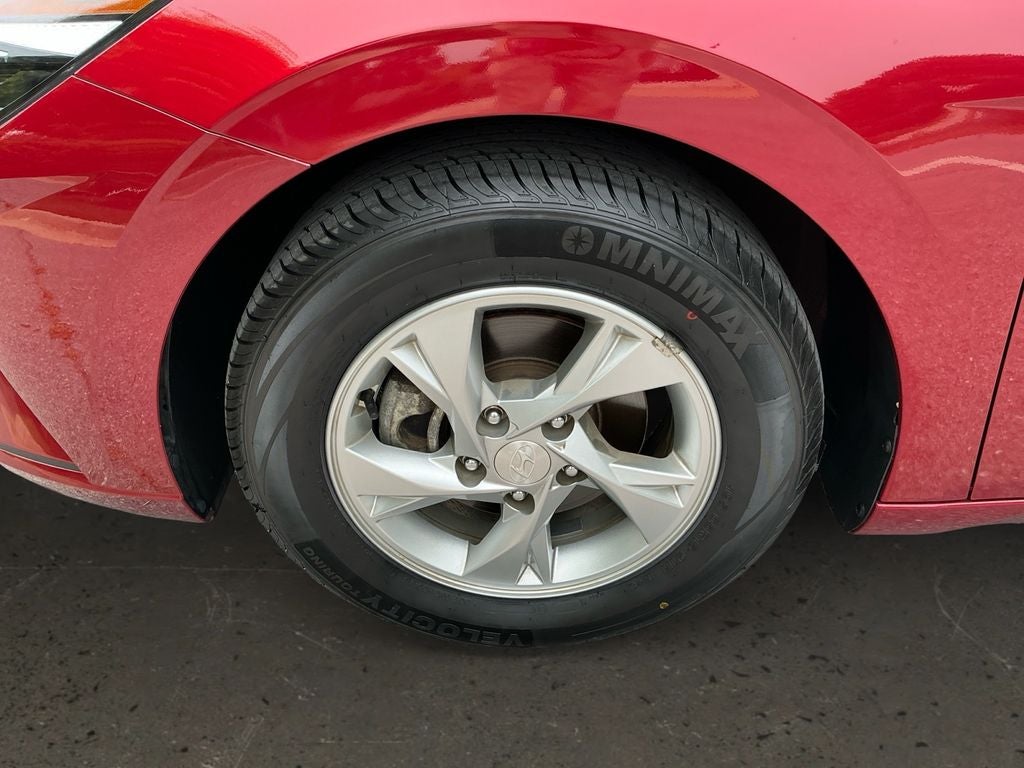 2023 Hyundai Elantra SE