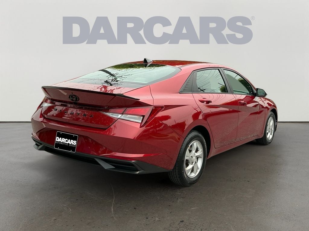 2023 Hyundai Elantra SE
