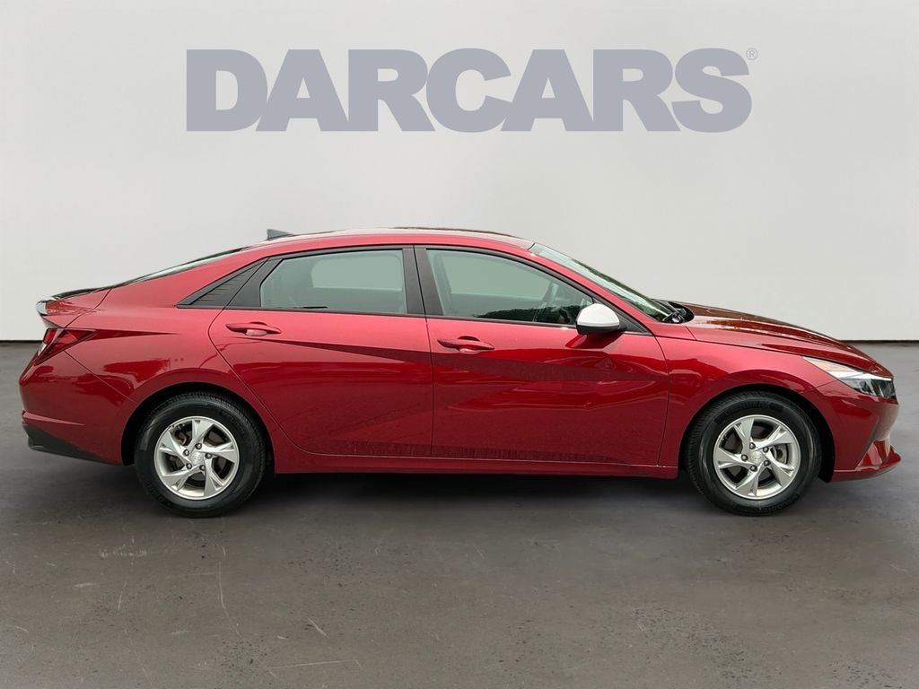2023 Hyundai Elantra SE